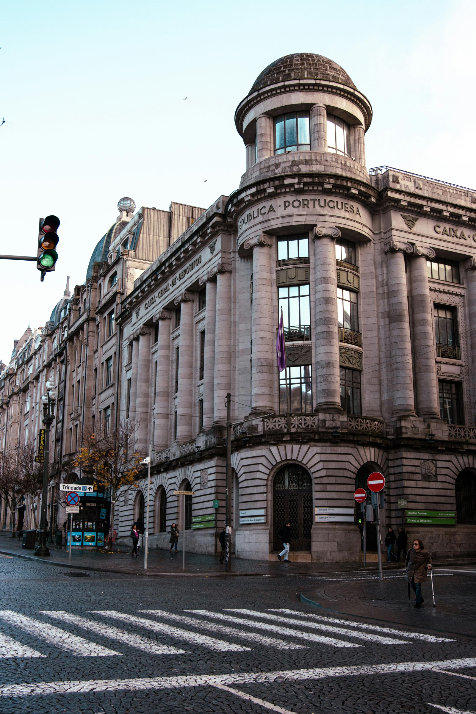 Panneaux solaires installés sur une maison rénovée en 2026