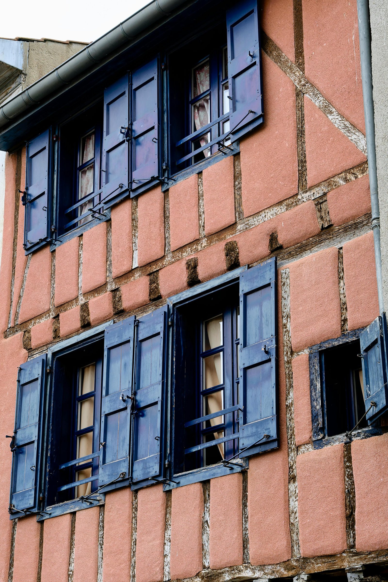 Isolation thermique d’une maison ancienne par l’extérieur avec isolant biosourcé